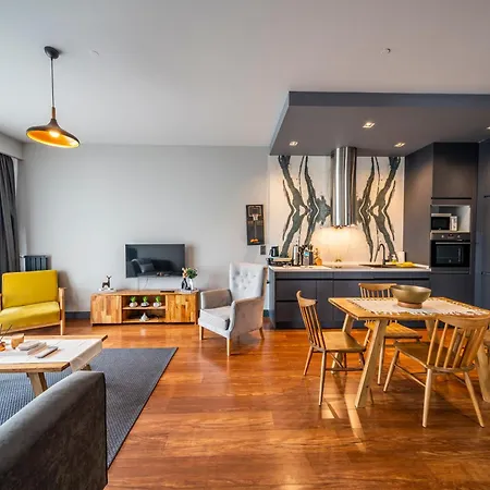 Benesta Guest Teori Κωνσταντινούπολη