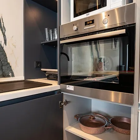 Benesta Guest Teori Otel