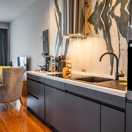 Hotel Benesta Guest Teori