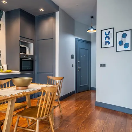 Benesta Guest Teori Стамбул