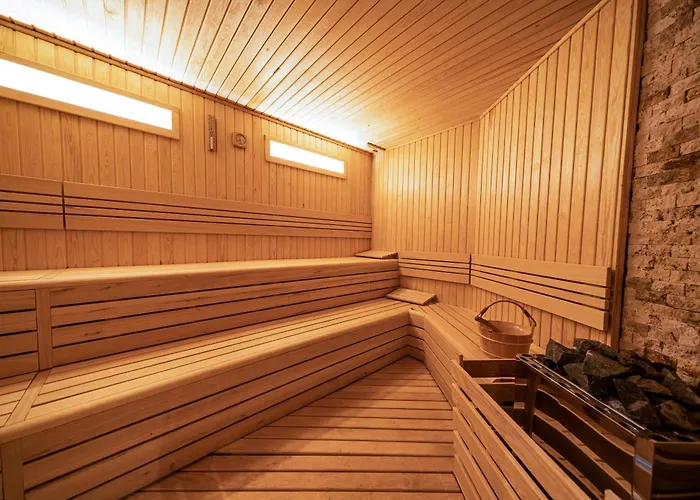 Hotel Benesta Guest Teori *