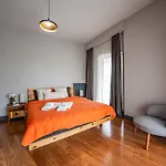 Hotel Benesta Guest Teori
